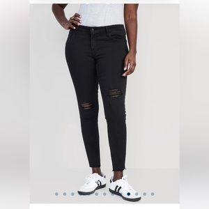 Old Navy Women’s Rockstar Super Skinny Black Jeans